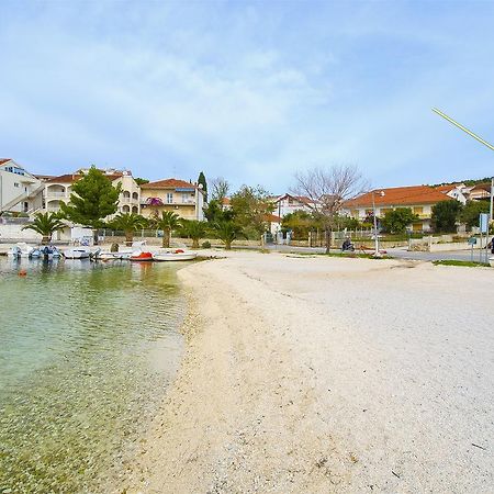 Apartments Karlo Trogir Exterior foto